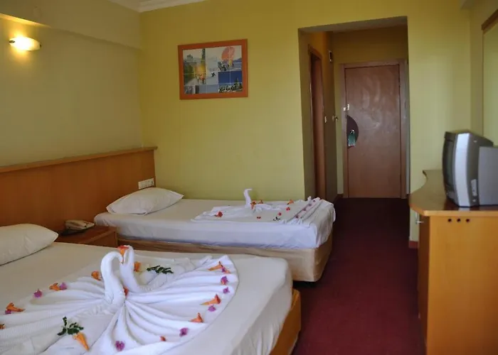 Larissa Hotel 4*