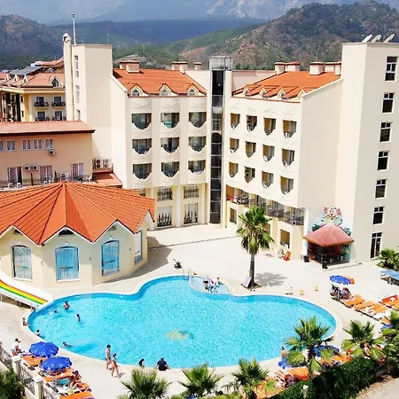Larissa 4* Kemer