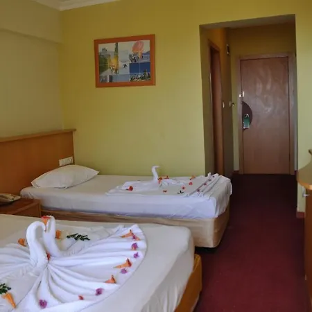 Larissa Hotel 4*